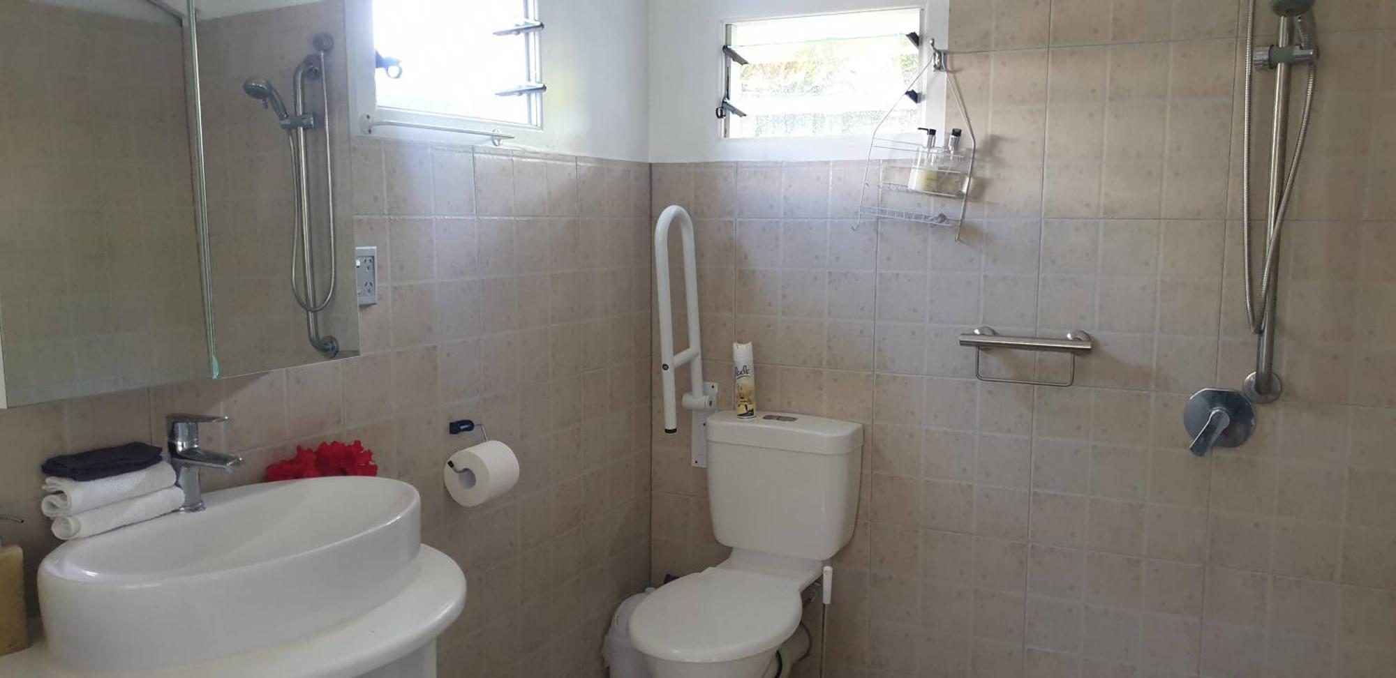 Are Tamareni 2Br Beach Cottage Or River Studio Αβαρούα Δωμάτιο φωτογραφία
